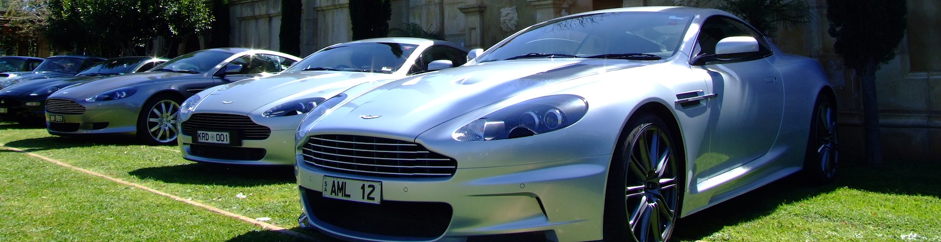 Aston Martin DB9. Copyright © Virtual Visions.