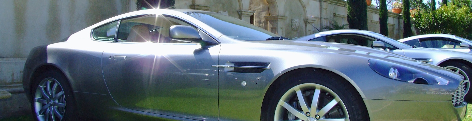 Aston Martin DBS. Copyright © Virtual Visions.